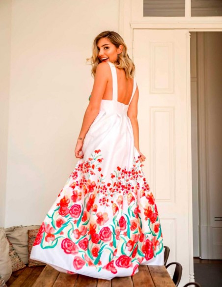 Long dress in open back and wide straps in white with floral print