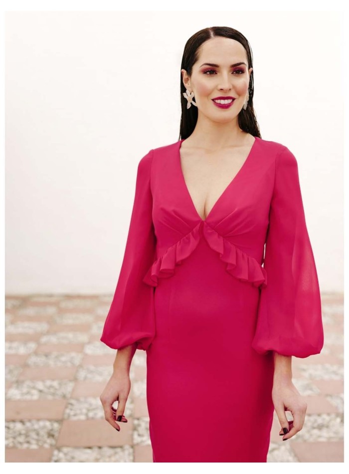 Bougainvillea cocktail dress with plunging neckline and long puffed sleeves at INVITADISIMA