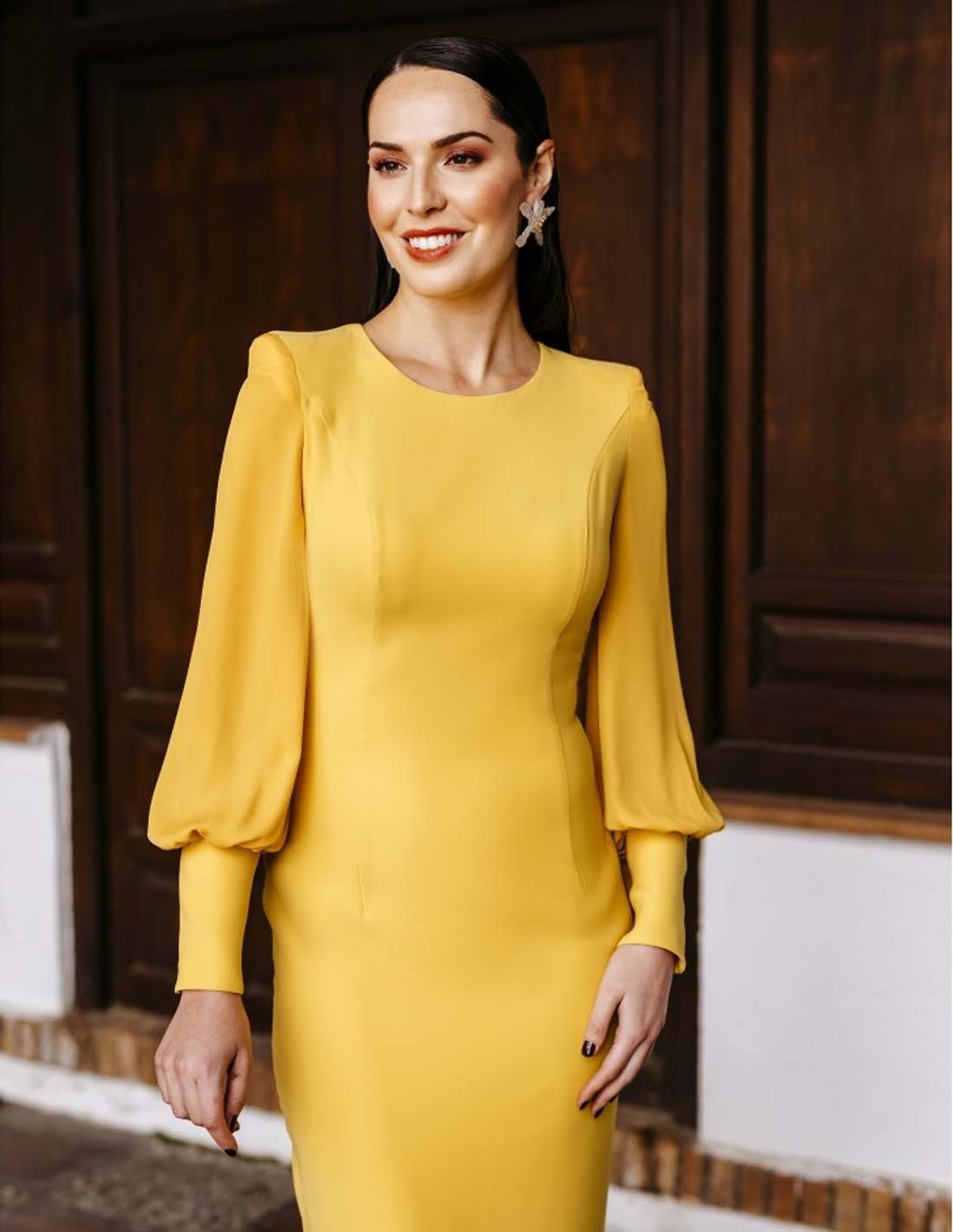 Yellow cocktail dress with long chiffon sleeves | INVITADISIMA Size XS ...