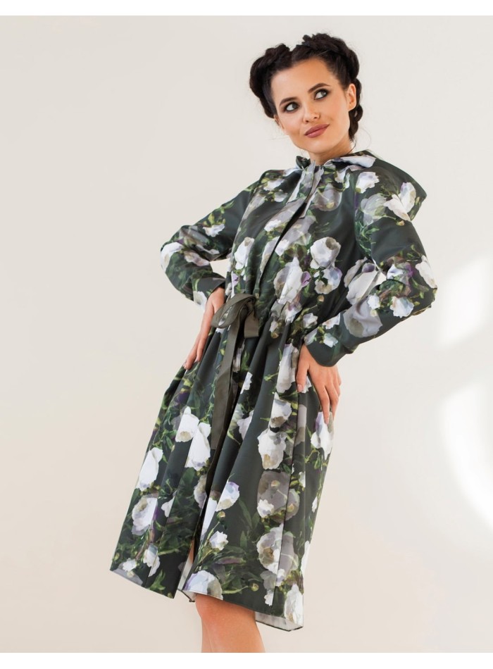 Comfortable Green Waterproof Coat With White Flowers: Matte Peony RainSisters - 2