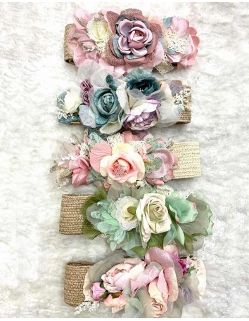 Cinturón de flores de rafia - varios colores Lauren Lynn London - 1 