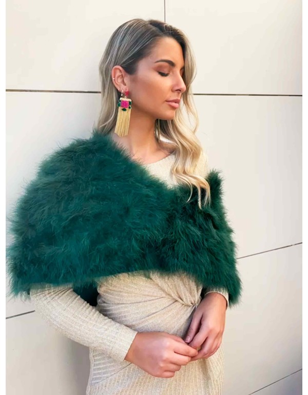 Cape-Fur collar made of natural ostrich plumage in green Lauren Lynn London Accessories - 1