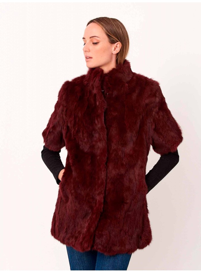 Abrigo de conejo con pelo granate y manga corta Lauren Lynn London Accessories - 1