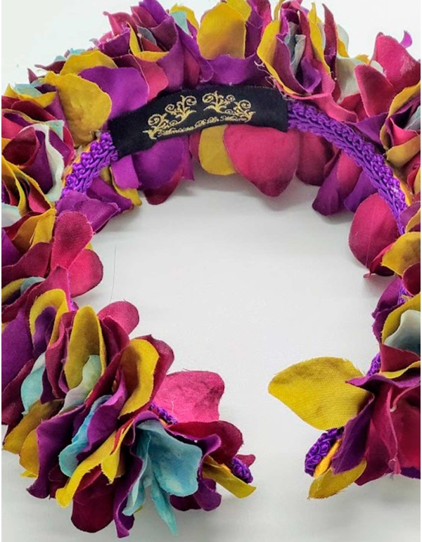 Headband with multicoloured hydrangea petals
