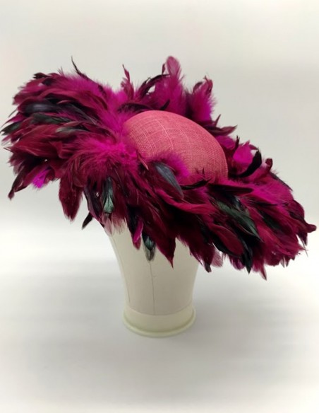 Pamela covered with pheasant feathers in bougainvillea colour Pamela covered with pheasant feathers in bougainvillea colour