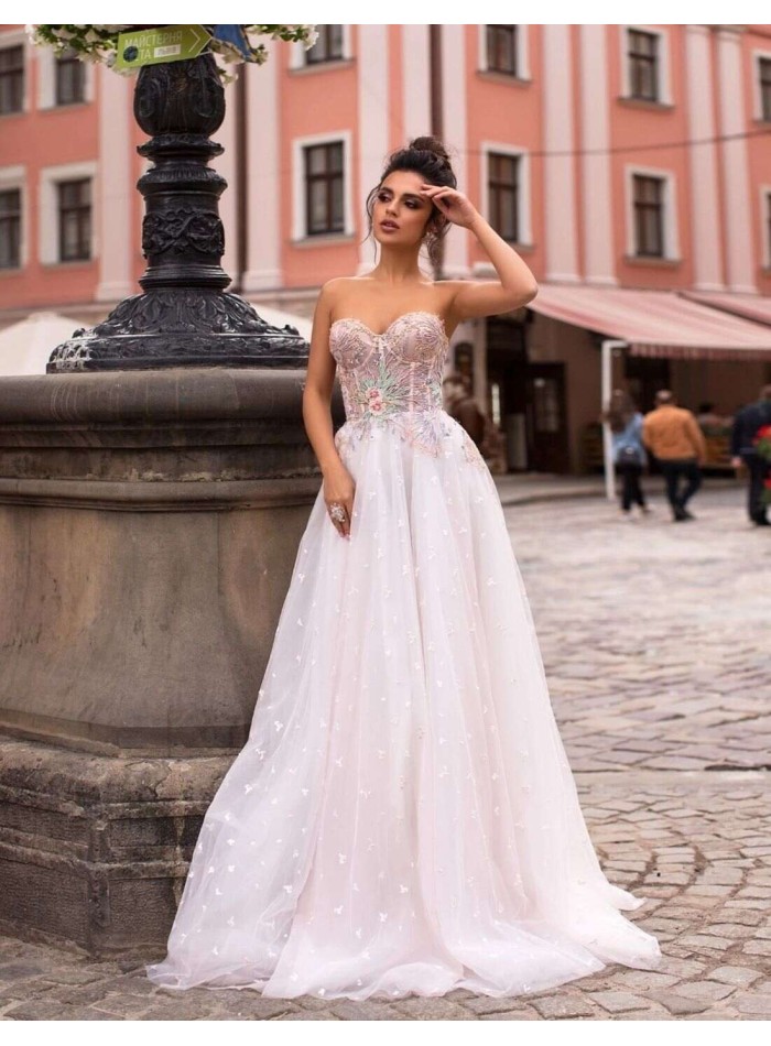 Long ball gown with tulle skirt and floral embroidered bodice