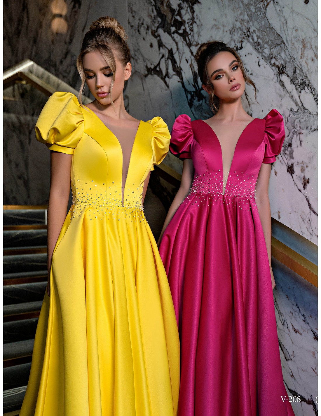 Long party dress with rhinestones at the waist INVITADISIMA