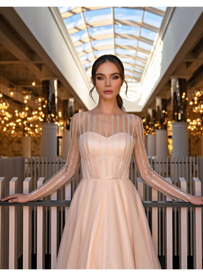 Vestido de fiesta largo con escote ilusión de pedrería EMABRIDE - 1 