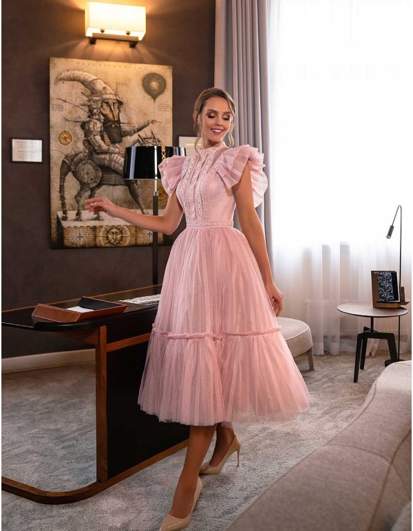 Vestido midi con falda de tul y mangas fantasía en color rosa
