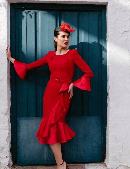 Midi dress with ruffles in red color | INVITADISIMA