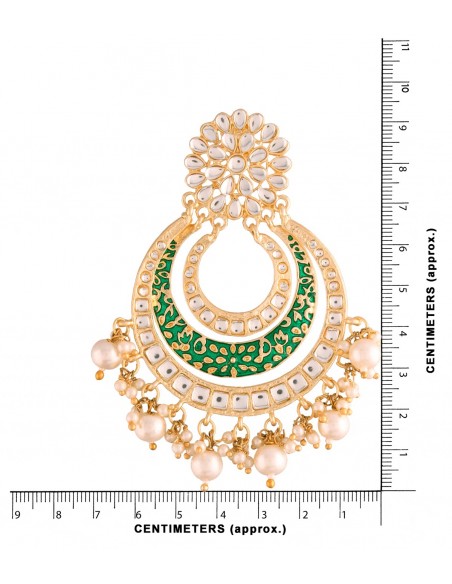 Pendientes de fiesta lacados con incrustaciones de circonitas y perlas verdes 3 Pendientes de fiesta lacados con incrustaciones de circonitas y perlas verdes 3