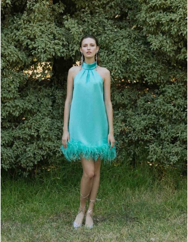 Cocktail dress with feathers and halter neckline 2
