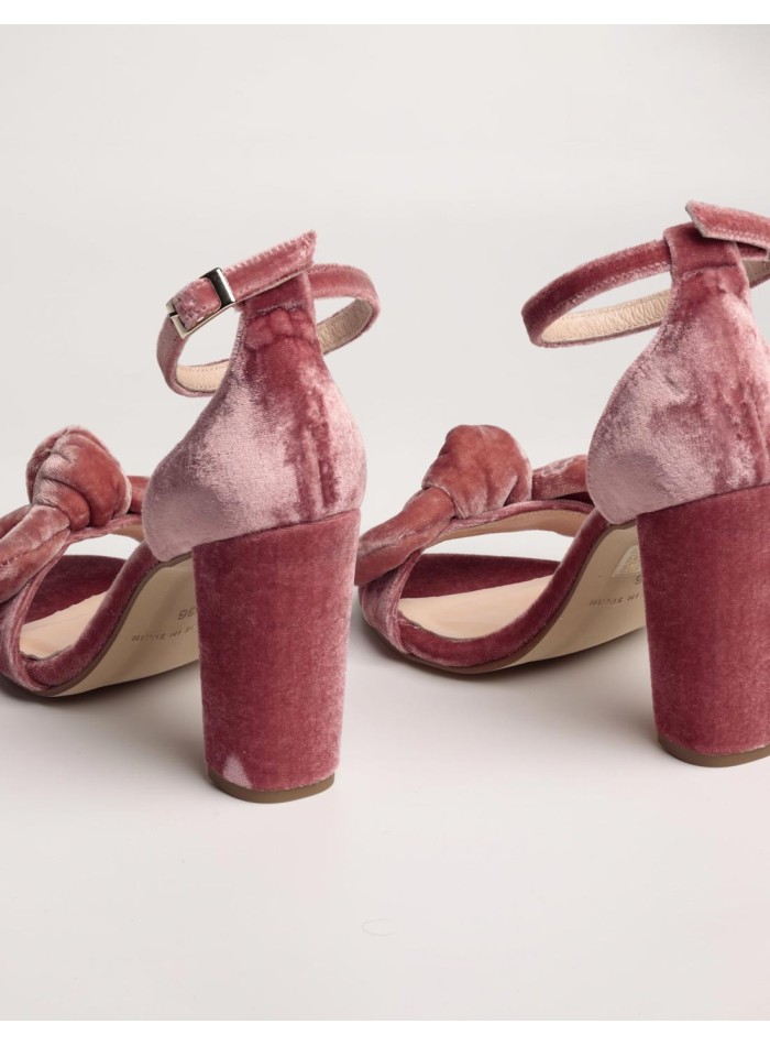 Pink best sale velvet sandals