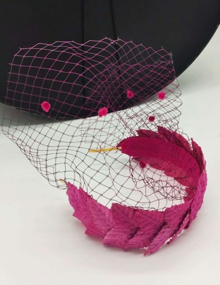 Mini leaf headband with hairnet