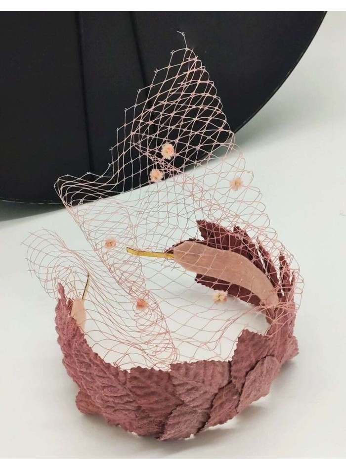 Mini leaf headband with hairnet
