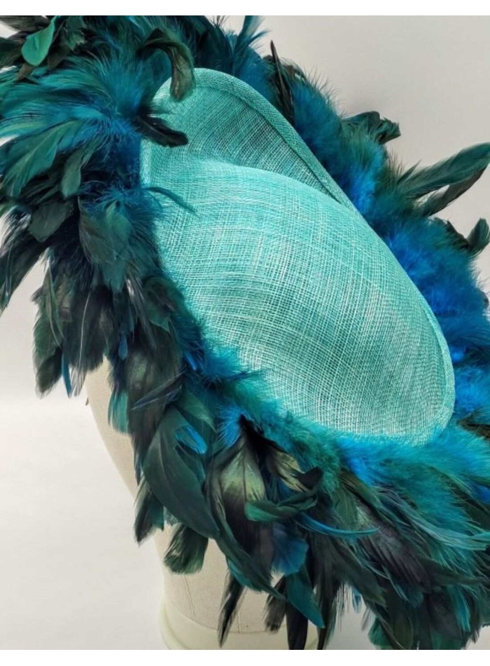 Headdress with rooster feathers