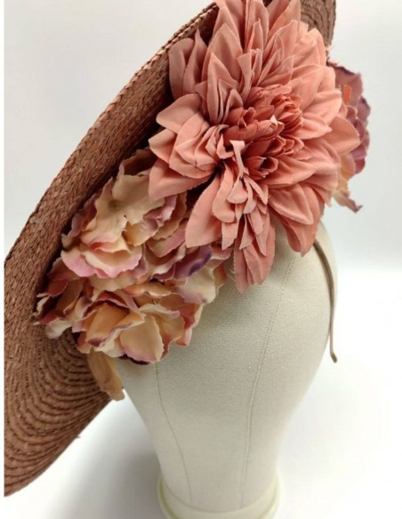 Tocado con flores de hortensias Tocado con flores de hortensias