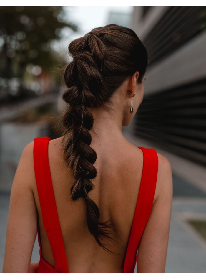 Jumpsuit Hairstyles: 10 Best Hairstyles to Wear with Rompers