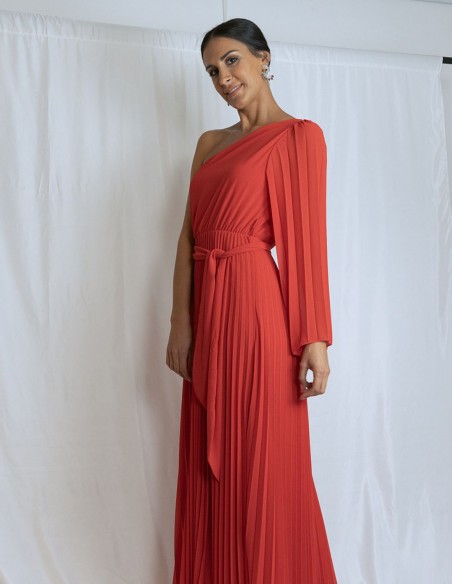 Robe longue de fête à manches asymétriques