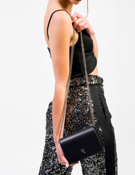 Mini metallic party bag with a long metal chain