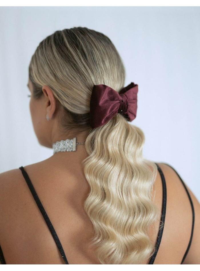 Velvet ribbon with glitter details