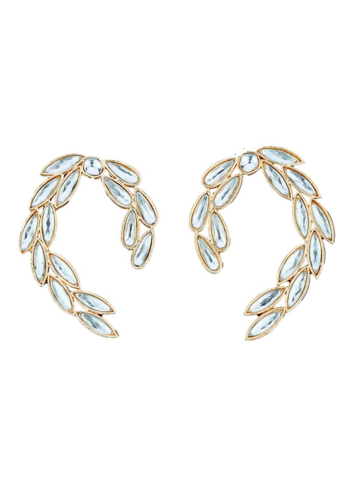 Party earrings in the shape of a wave