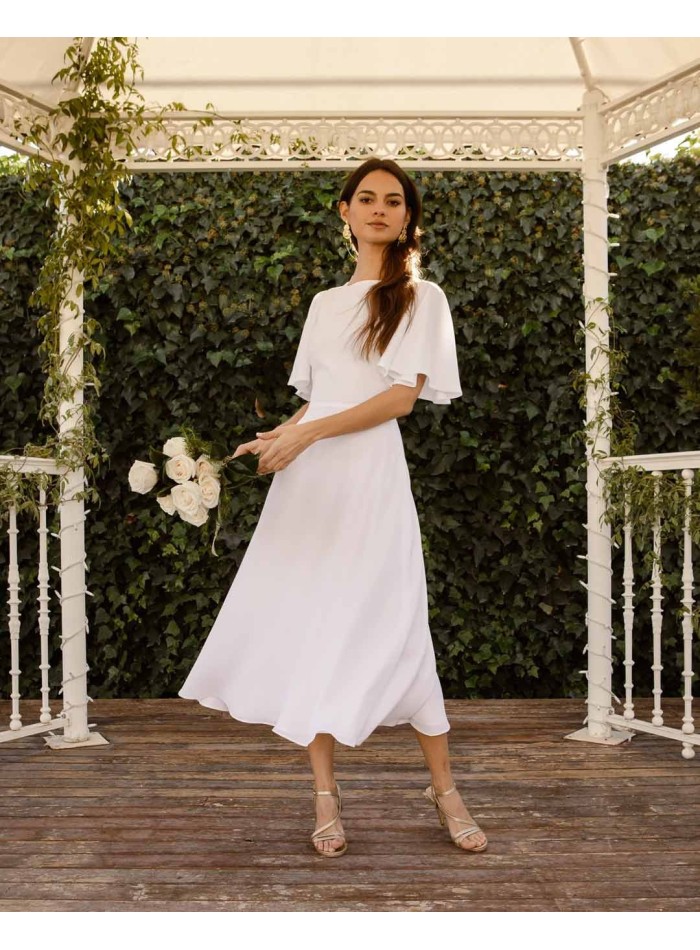 Vestido midi de novia con falda de vuelo