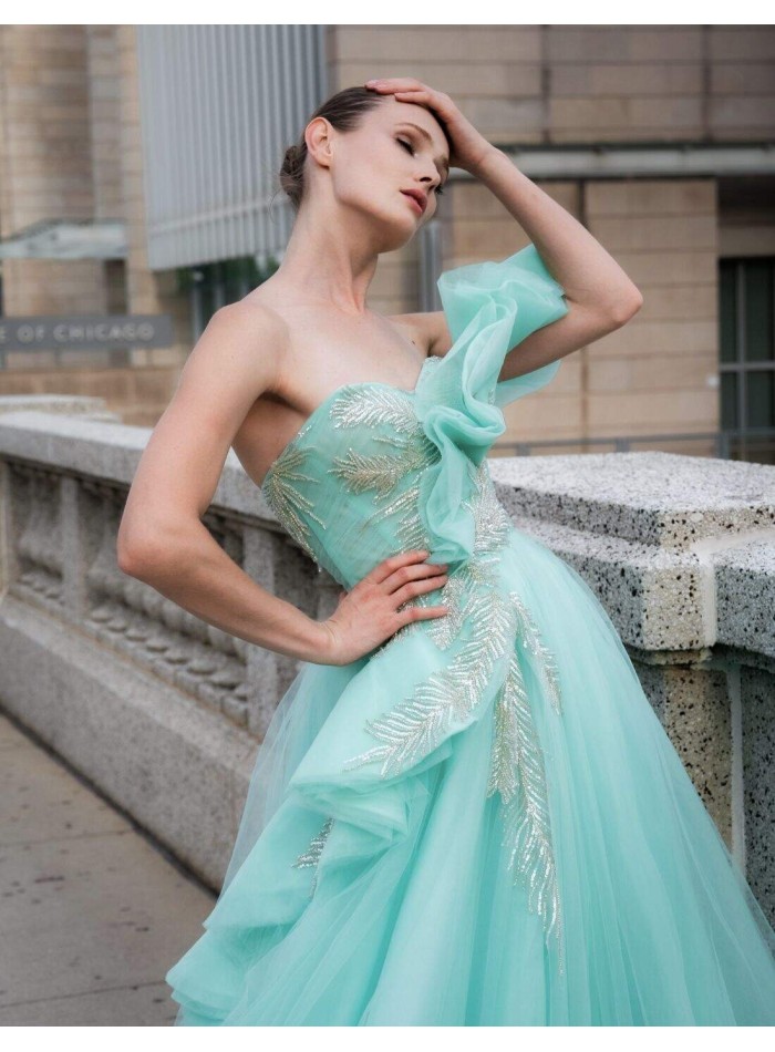 Evening gowns shop with rhinestones