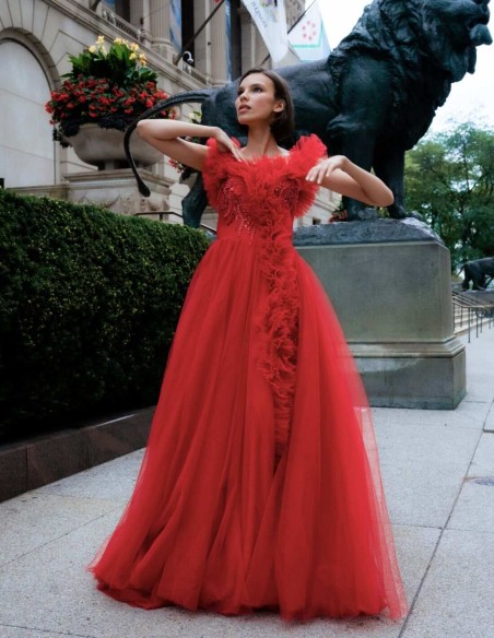 Long party dress with tulle and pleated flounces