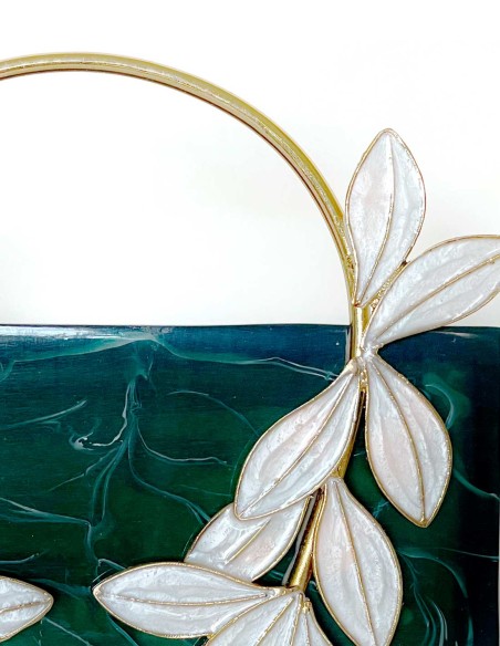 Hard pearly clutch bag in green with high quality leaf handles