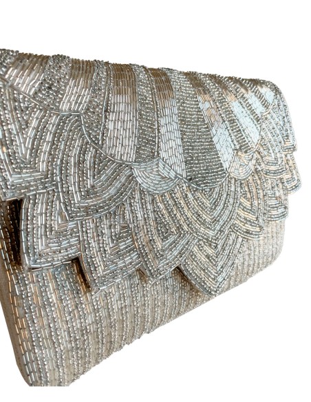 White rhinestone evening clutch for guests