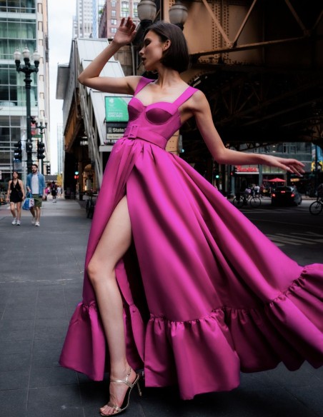 Long party dress with sweetheart neckline and side slit with belt Long party dress with sweetheart neckline and side slit with belt