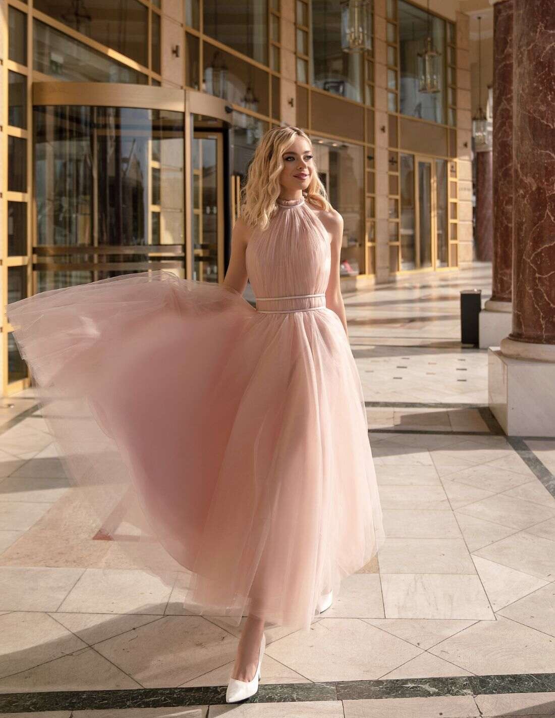 Pleated tulle dress with a halter neckline for events