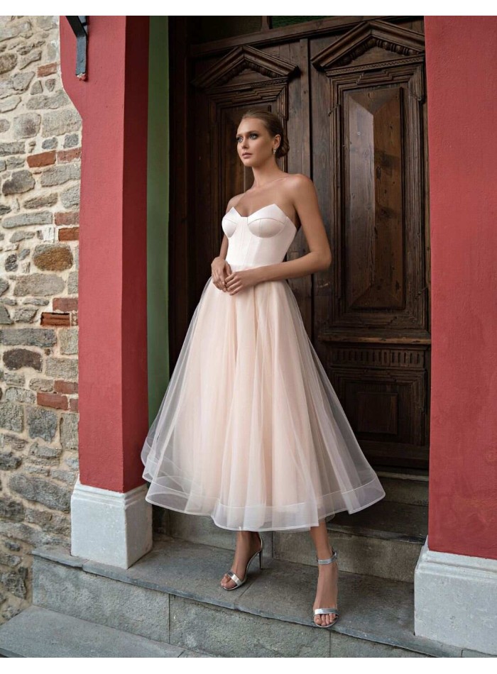 Midi cocktail dress with sweetheart body and tulle skirt