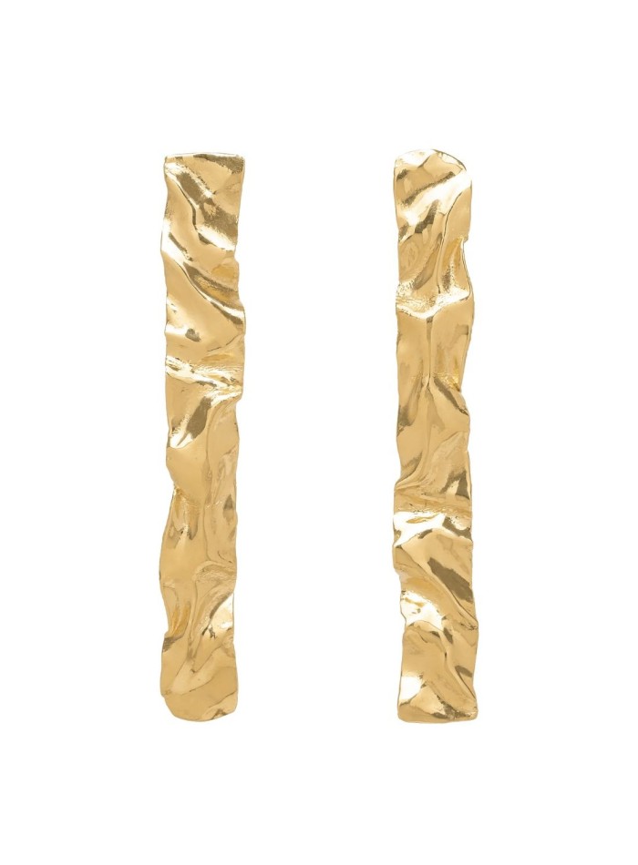 Long-textured gold-plated earrings