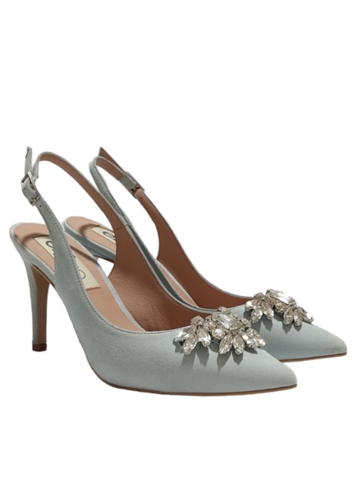 High heeled pumps with jeweled detailing
