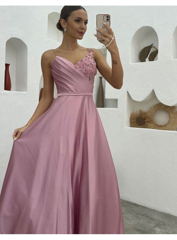 Vestido midi de fiesta con escote corazón y bordados