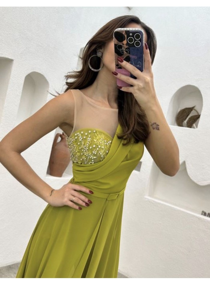 Combinaison de soirée avec cape et encolure...