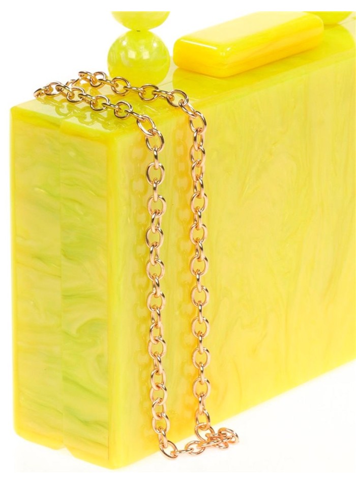 Sac de fête en nacre avec anse en perles