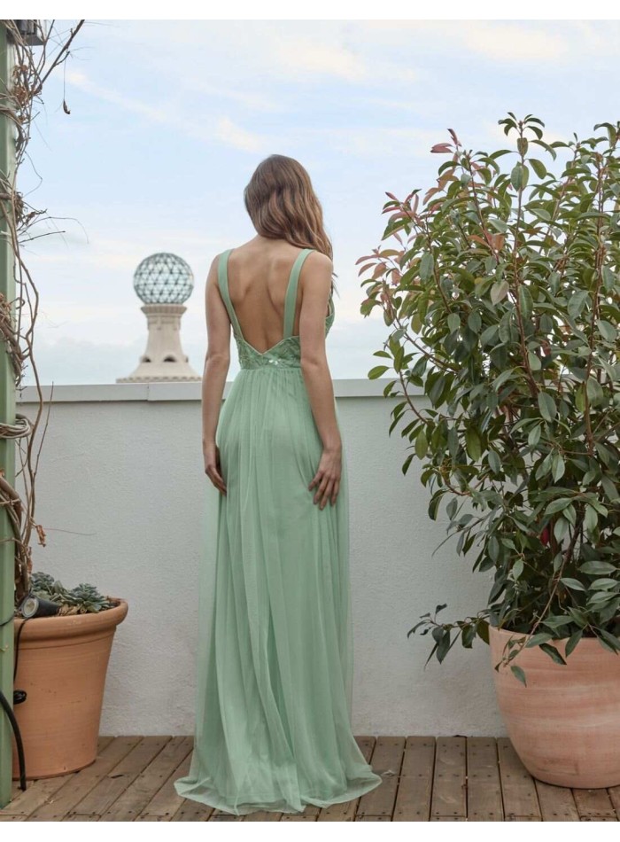 Robe de soirée longue avec décolleté en V et...