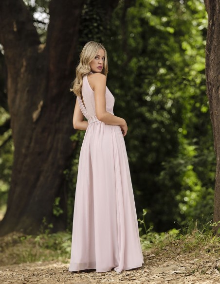 Robe de soirée longue et plissée avec des volants et une jupe à volants