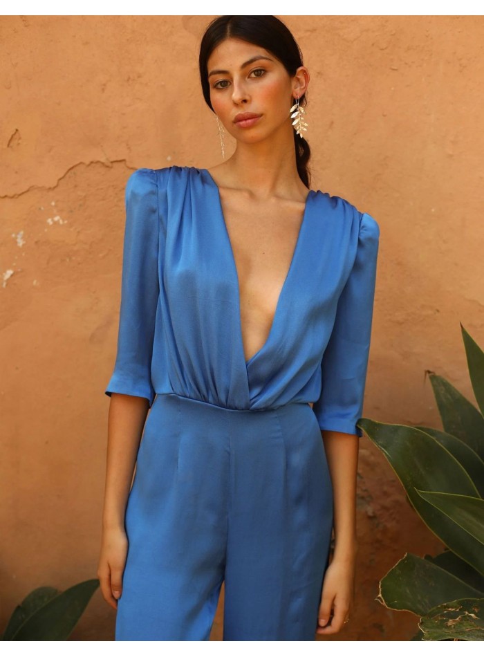 Long satin party jumpsuit with blue french sleeves