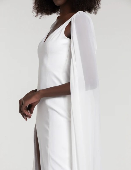 Robe de mariée en mousseline avec bretelles et manches cape