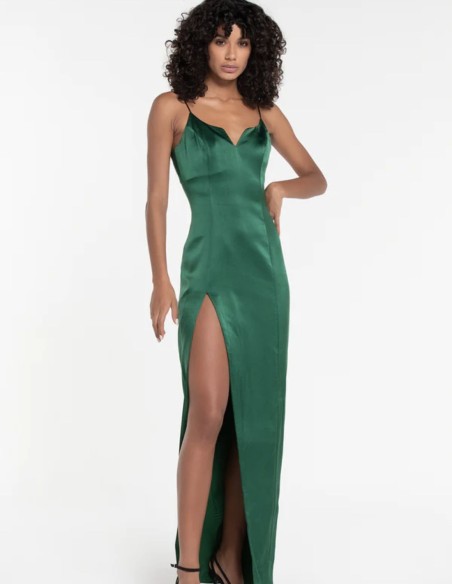 Robe longue de fête en satin avec encolure en goutte d'eau et fente sur le côté