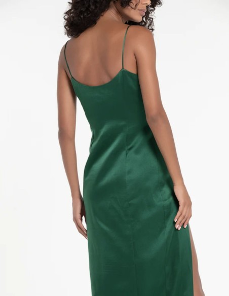 Robe longue de fête en satin avec encolure en goutte d'eau et fente sur le côté