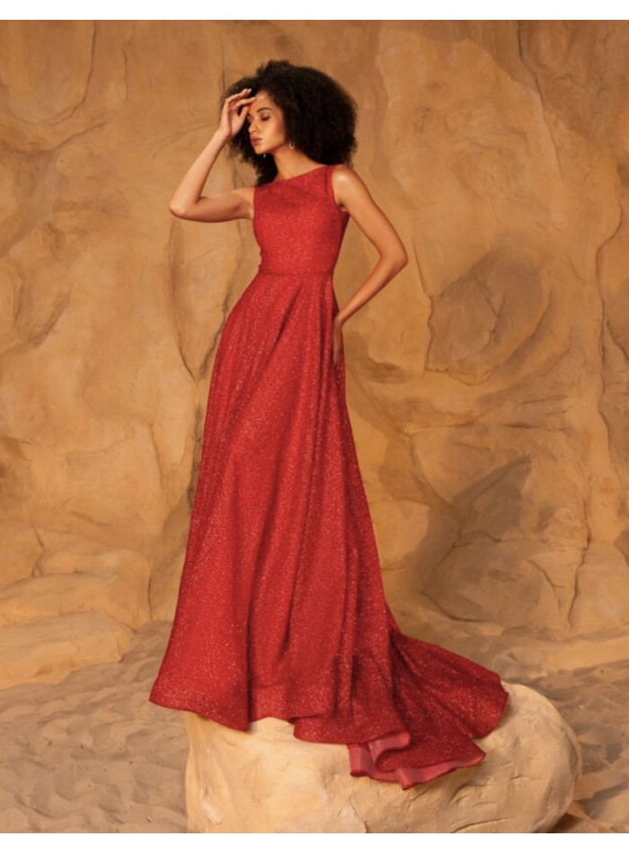 Long sleeveless party dress with long maxi skirt