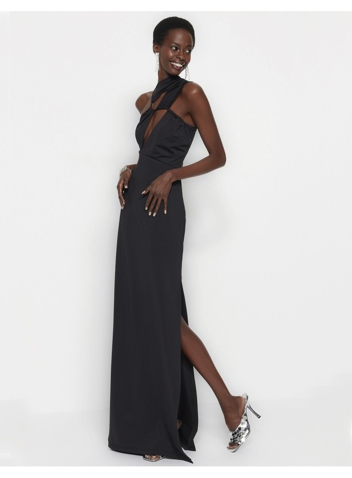 Evening dress with cut-out neckline