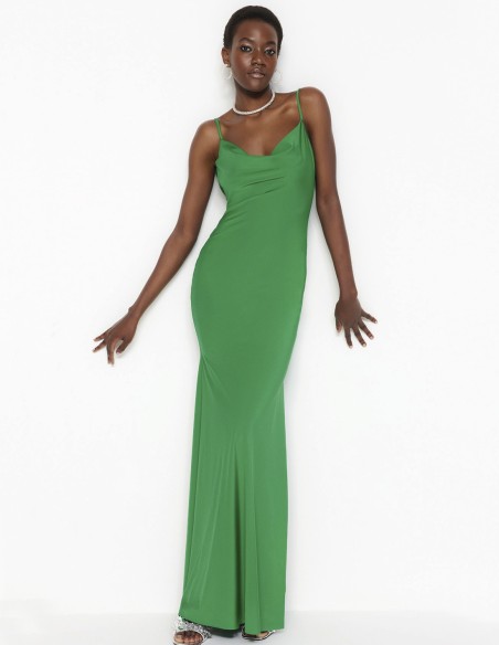 Robe longue de fête en satin avec dos en cascade