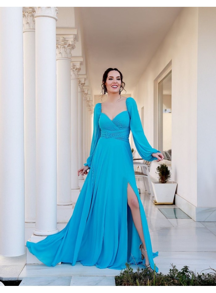 Robe longue de fête avec encolure plissée