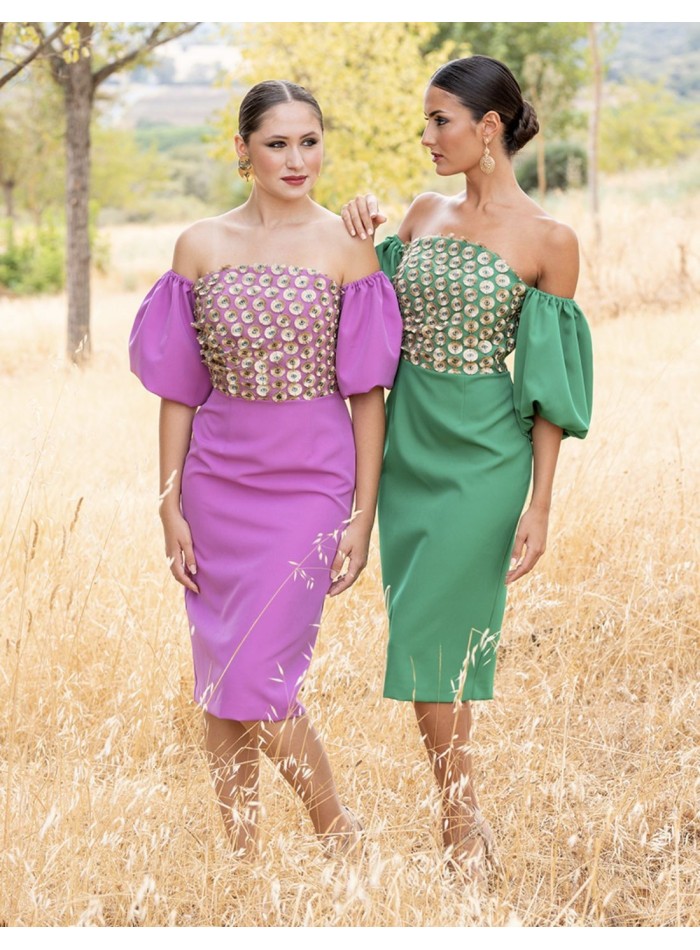 Robe de cocktail sans bretelles avec manches